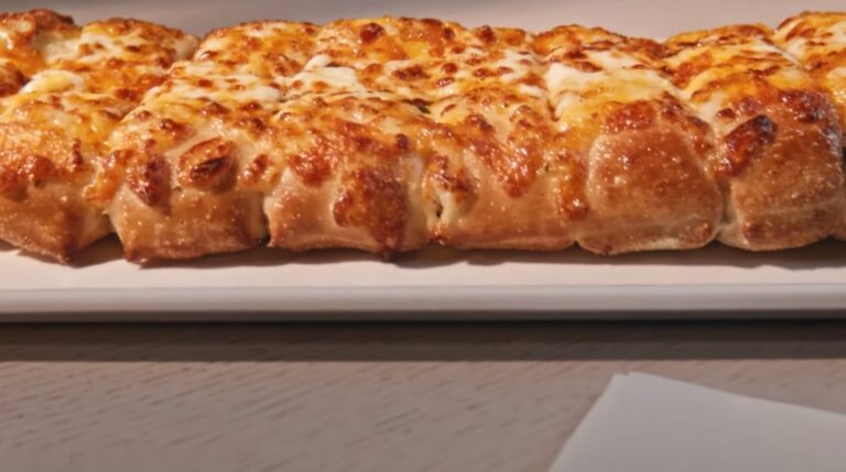 6 Domino’s Crust Types In The USA: From Thin to Pan