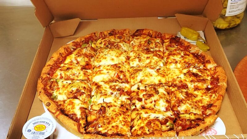 BBQ chicken Bonanza Pizza