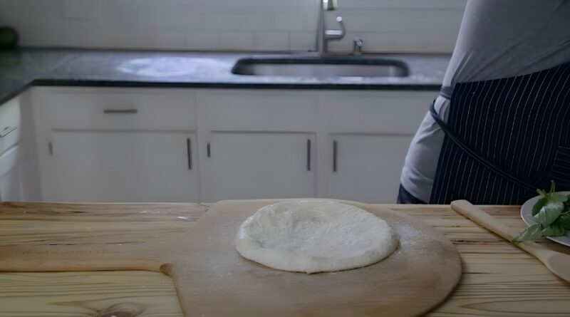 How to Perfectly Shape Pizza Dough