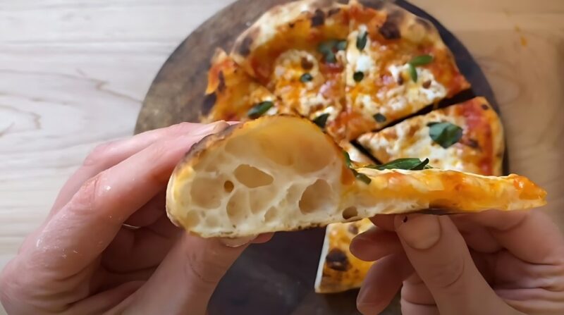 What is the best sourdough pizza dough technique