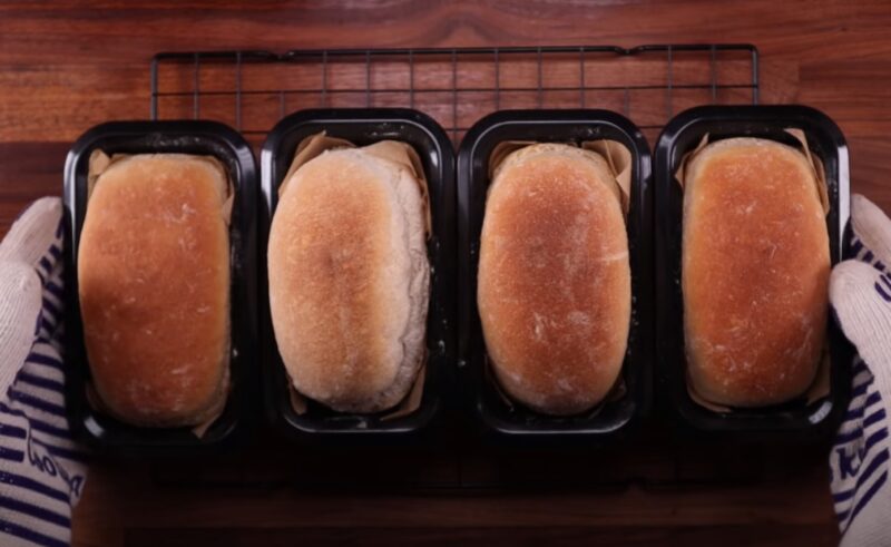 bread loafs